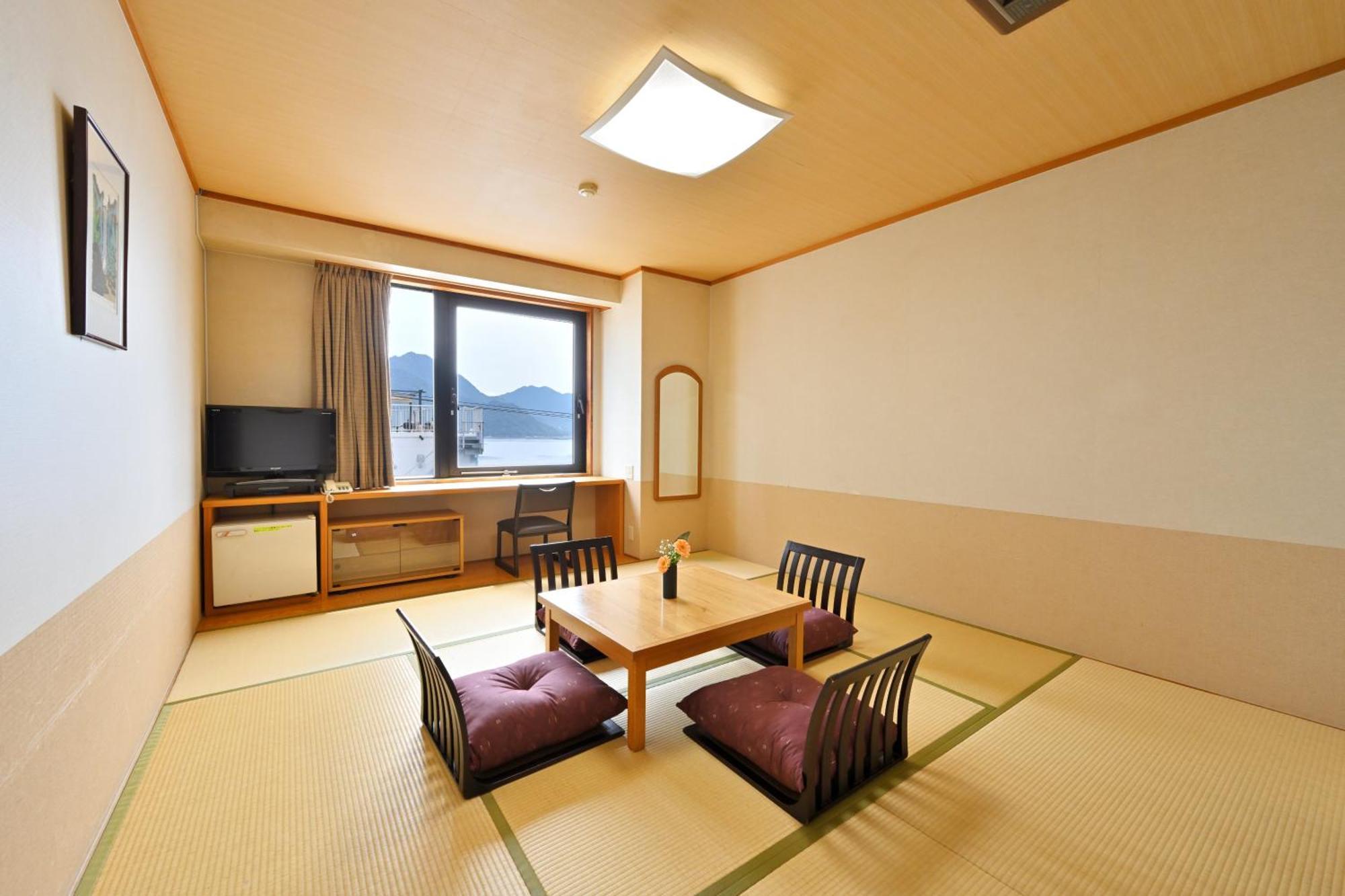 Miyajima Coral Hotel Hiroshima Exterior photo